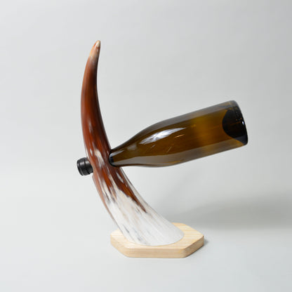 Balanced Horn Wine Holder