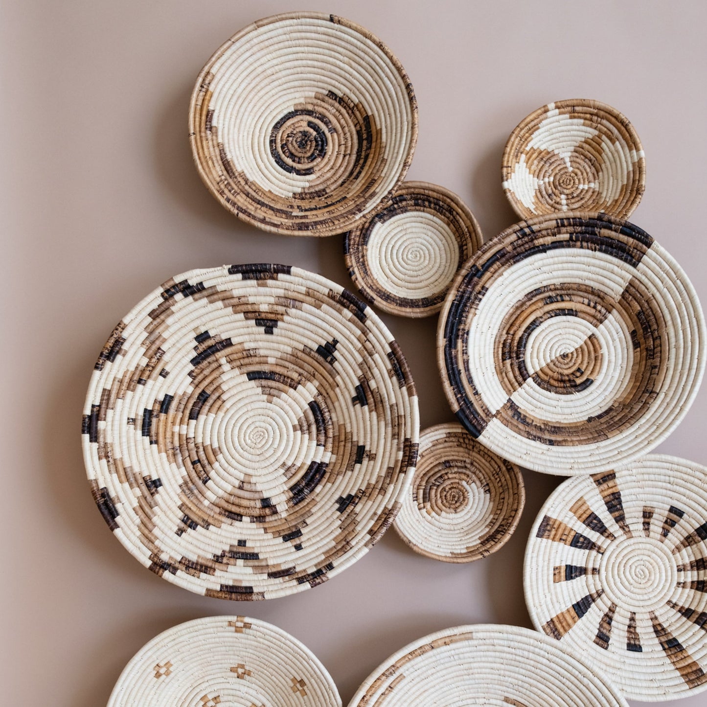 Small Simple Spiral Basket ~ Banana Fiber