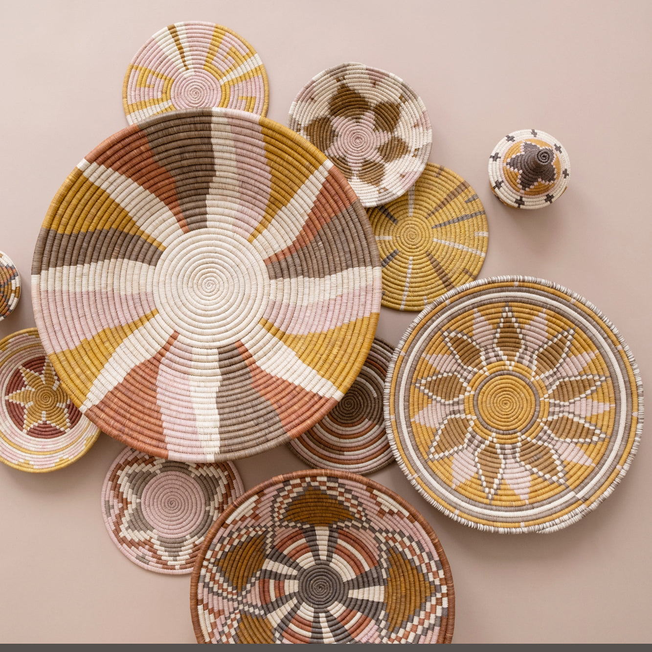 Bright Ray Trivet ~ Harmony Collection