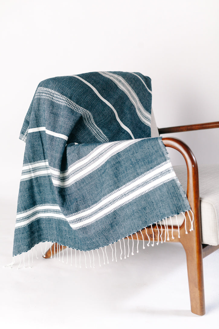 Aden Throw - Navy / Natural